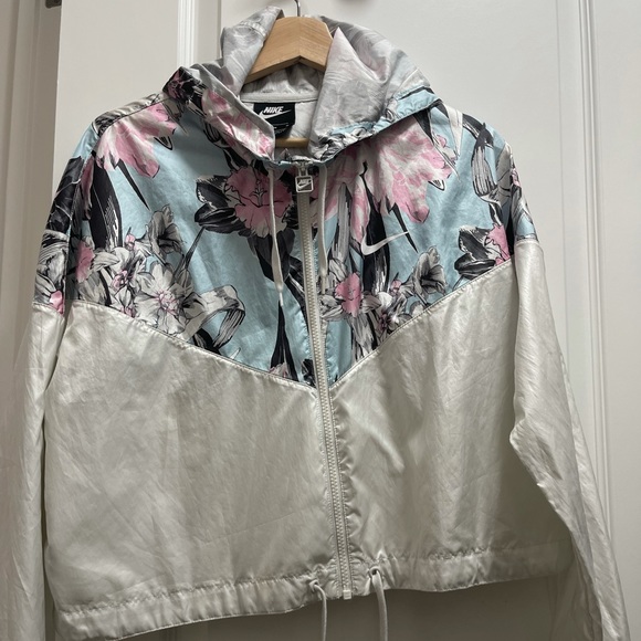 Nike cropt windbreaker - Picture 1 of 1